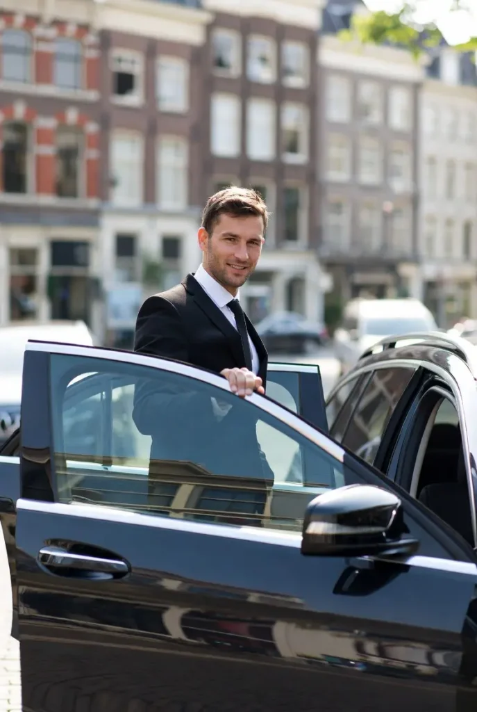 hire Den Haag taxi